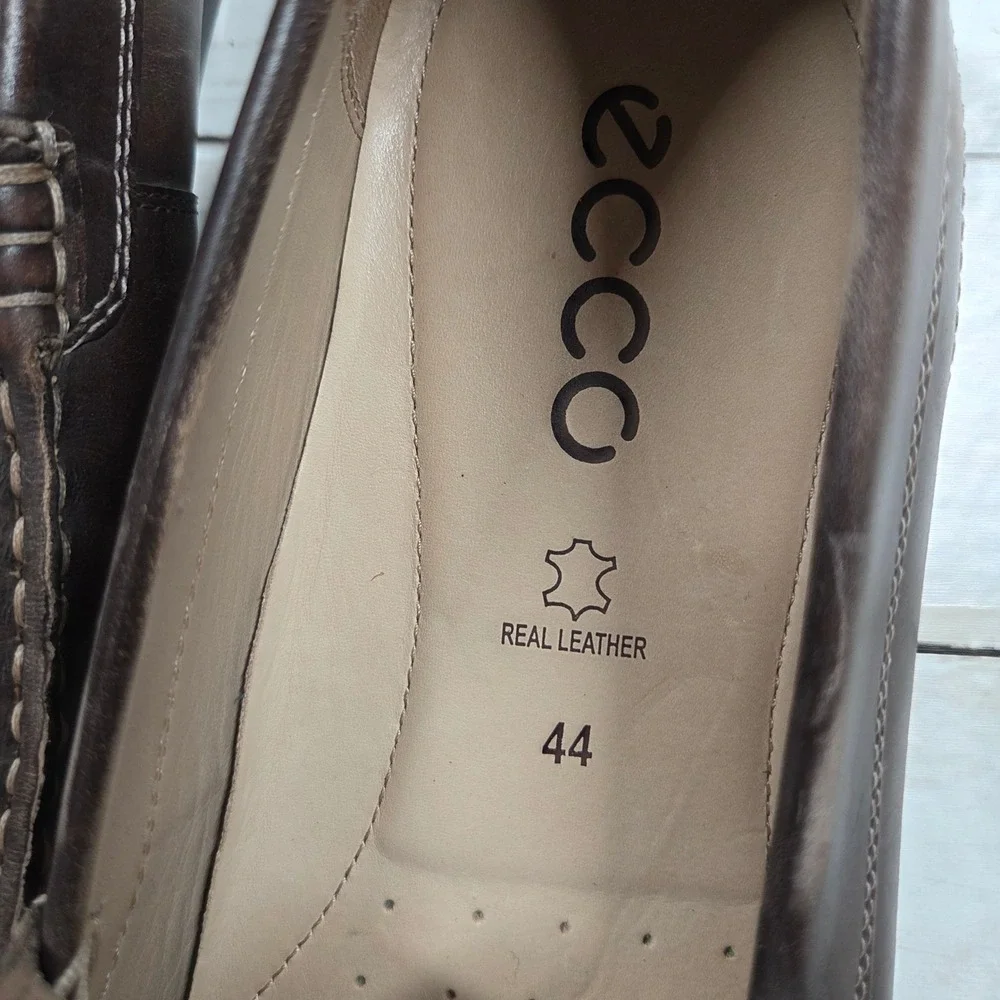 ECCO Classic Moc 2.0 Driving Loafer Mens 44 Brown Leather Slip On 570904-01072